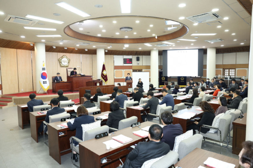 [크기변환]resize_230207_제271회임시회_01.JPG