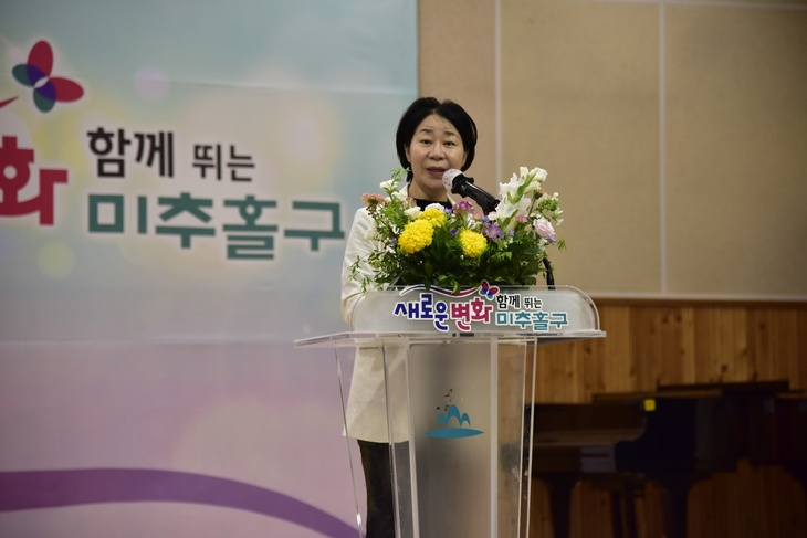 김명희대표.png