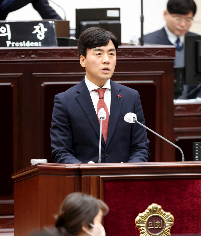 (사진1)이강구 의원.jpg