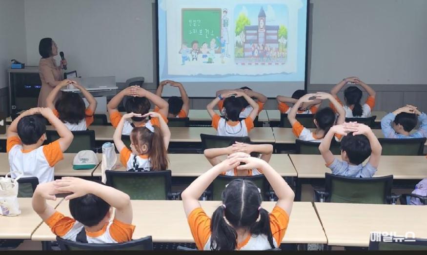 인천 동구, 공공기관 진로체험교실 성황리 마무리 ⓒ 동구청 (3)인천 동구_공공기관 진로체험교실 성황리 마무리1.jpg