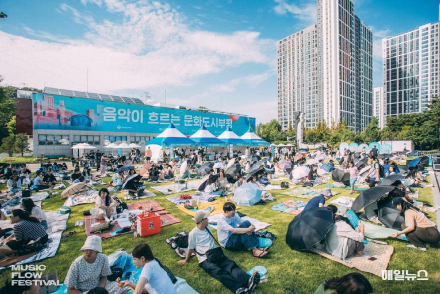 문화도시부평, 음악축제 ‘2024 뮤직 플로우 페스티벌(MUSIC FLOW FESTIVAL)’ 개최 ⓒ 부평구 5. 문화도시부평, 음악축제 ‘2024 뮤직 플로우 페스티벌(MUSIC FLOW FESTIVAL)’ 개최21.jpg