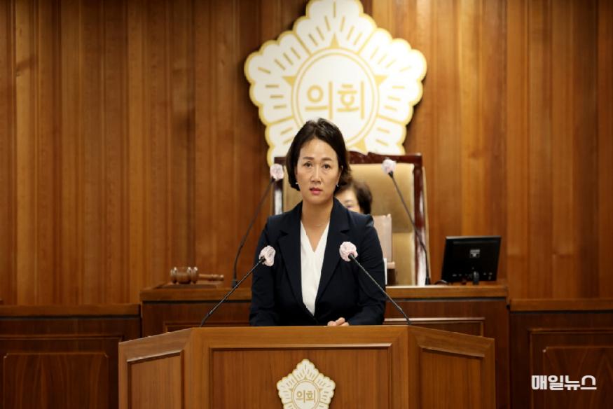 계양구의회 신지수 의원, 전기차 화재 대응 방안 마련 촉구를 위한 의정자유발언 ⓒ 계양구의회 20240902 제255회 임시회 개회 (24)0.jpg