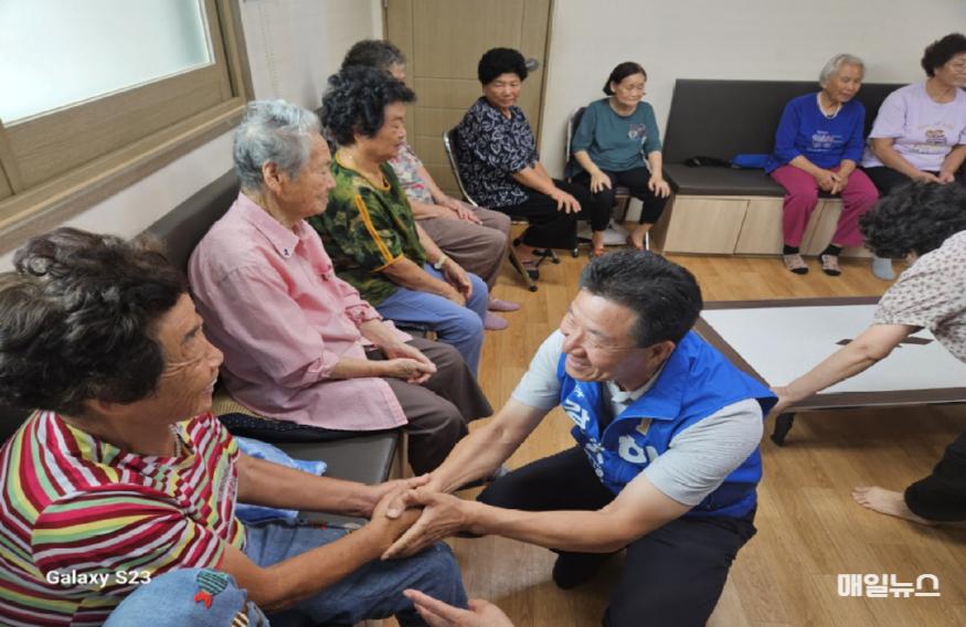 민주당 한연희 강화군수 후보, ‘군민공약프로젝트’ 군민 제안 호응 뜨겁다 ⓒ 한연희 후보 선거사무소 20240920_보도자료사진0.jpg