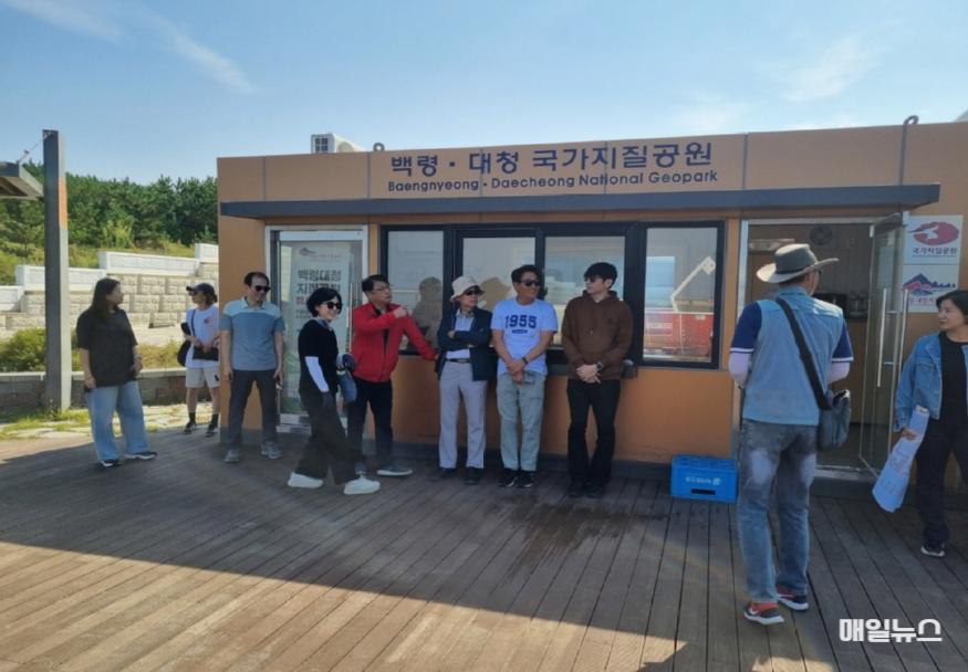 인천시의회 건교위, 원거리 섬 지역 현안 사업 점검 ⓒ 인천시의회 (0929사진)인천시의회 건교위, 원거리 섬 지역 현안 사업 점검 (3)0.jpg