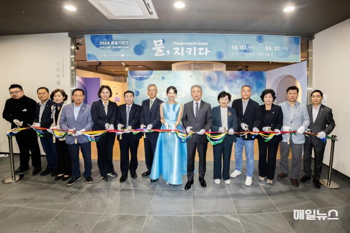 계양산성박물관 ‘물, 지키다’ 특별전 개막 ⓒ 계양구 1004 계양산성박물관 ‘물, 지키다’ 특별전 개막 (2)00.jpg