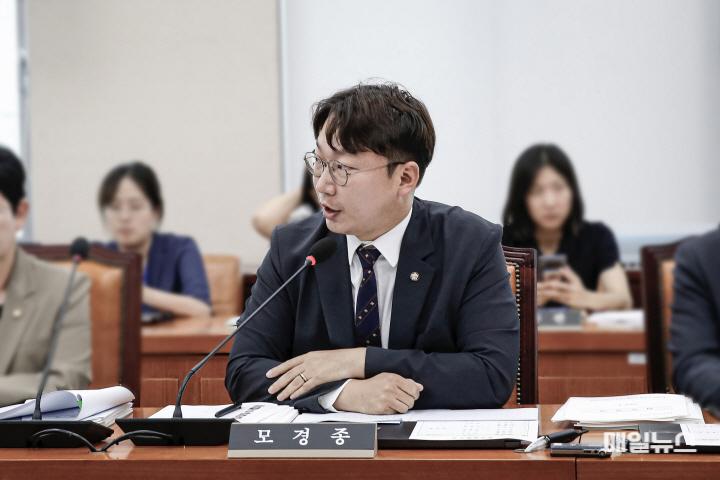 인구 급증 인천 소방직급체계 점검 산업단지 화재 예방 위한 검단소방서 수막설비 관심 요청 ⓒ 모경종 의원실 image010.jpg