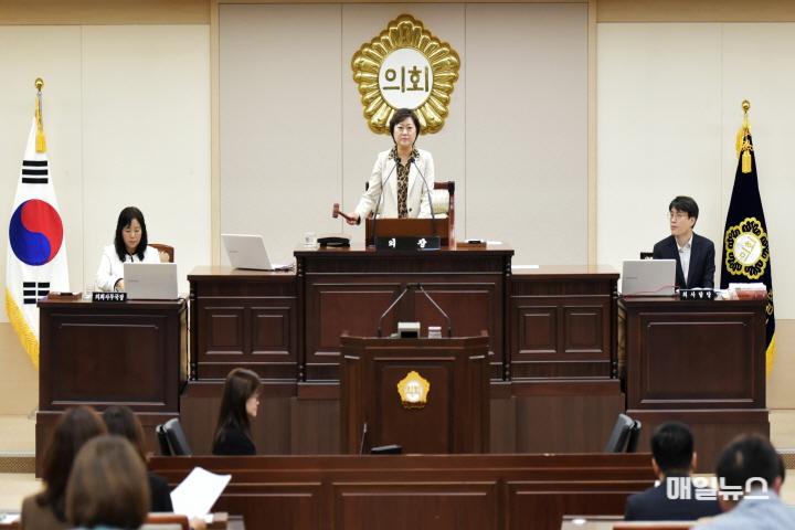 부평구의회 제265회 임시회 개회 ⓒ 부평구의회 보도자료(부평구의회 제265회 임시회 개회)0.jpg