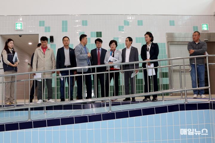 20241015 제256회 임시회_자치도시위원회 현장점검_효성수영장 (8)0.jpg