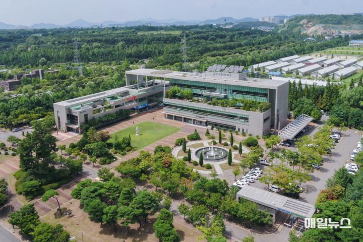 수도권매립지관리공사, 2024 정부혁신 유공 국무총리표창 수상 ⓒ 수도권매립지관리공사 수도권매립지관리공사+본관_010.jpg