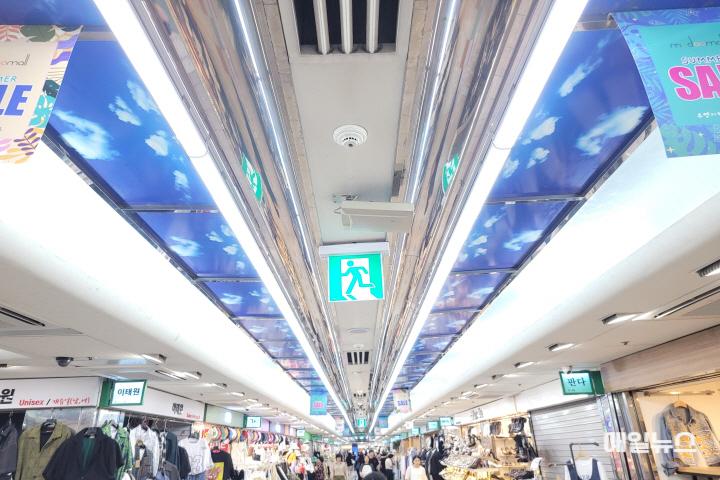 부평중앙 지하도상가 조명시설 교체 후 사진 ⓒ 인천시 image020.jpg