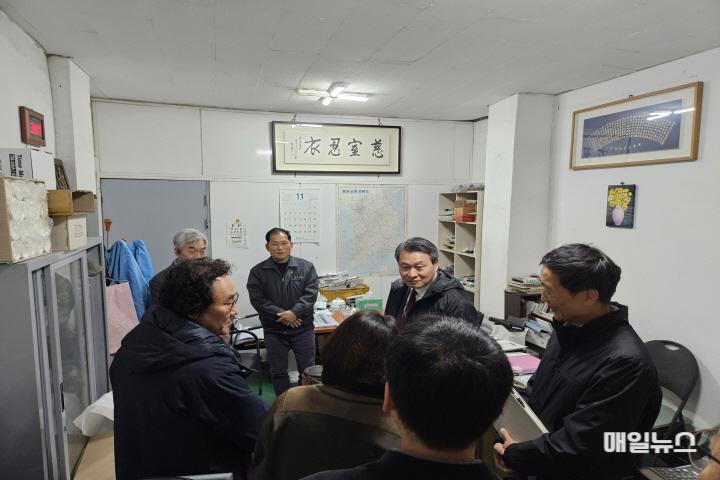 인천시의회 산경위, 소공인 작업현장 방문해 지원방안 모색 ⓒ 인천시의회 20241120_1508360.jpg