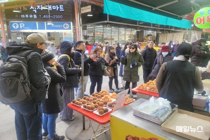 (1-2) 남동구, 소래포구와 구월모래내시장 환승투어 시작(외국인환승투어)01.jpg