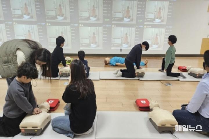 인천광역시교육청, 겨울방학 맞이 ‘안전체험 프로그램’ 운영 ⓒ 인천시교육청 3. 인천광역시교육청, 겨울방학 맞이 ‘안전체험 프로그램’ 운영01.jpg