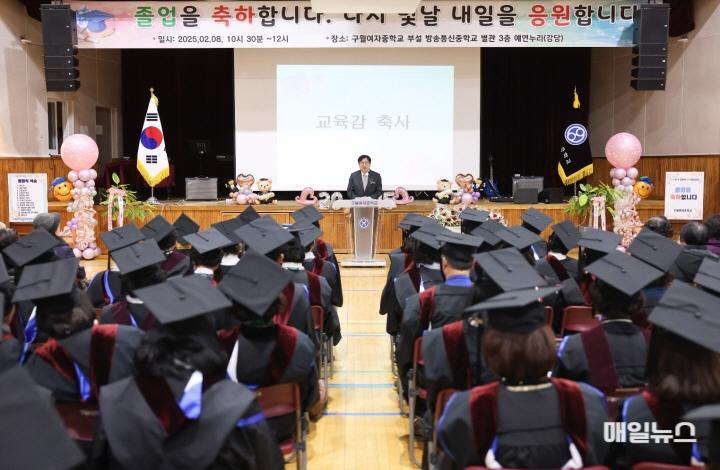 1. 도성훈 인천광역시교육감,  배움의 꿈을 이룬 “여러분의 새로운 시작을 응원합니다”(2)0.jpg