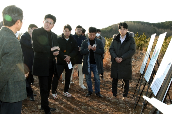 김정헌 중구청장, 영종하늘도시 3단계 유보지 현장방문