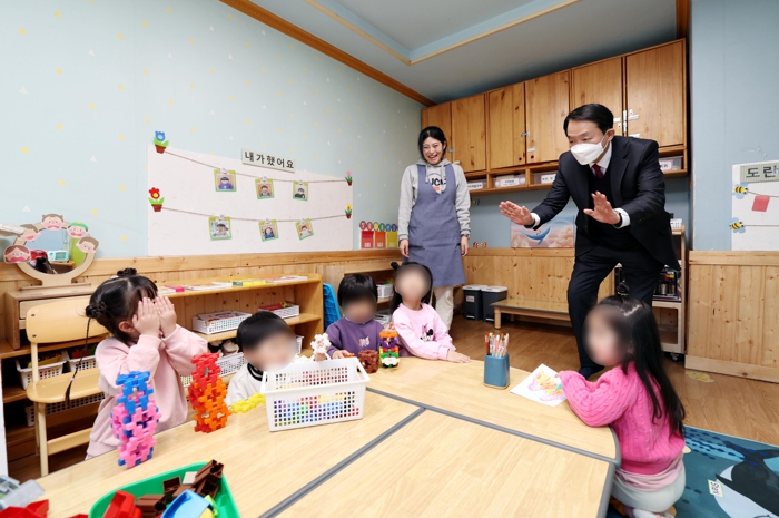 김찬진 인천 동구청장, 국공립 어린이집 현장방문