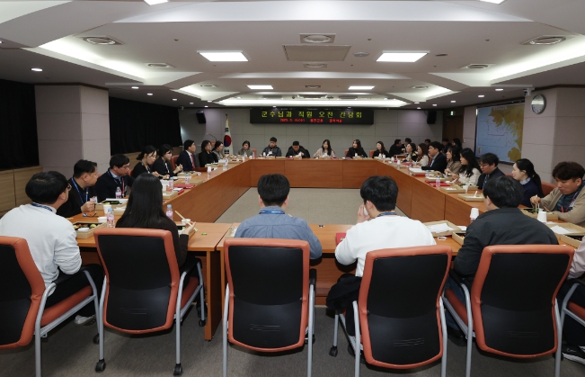 옹진군수, 직원과의 도시락 간담회
