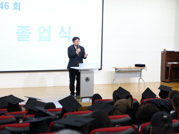 인천광역시교육청, 방송통신고 졸업한 만학도들의 열정 응원