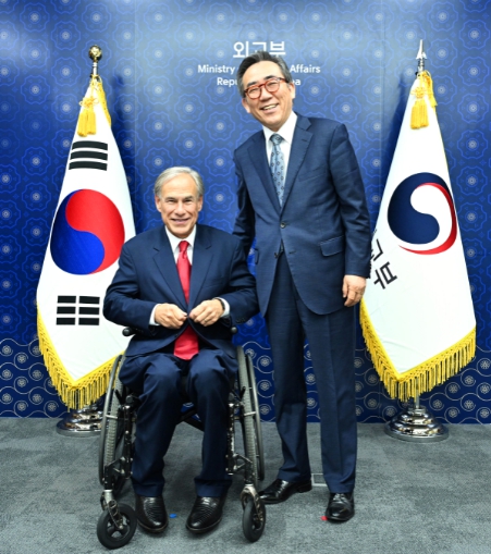 조태열 장관, 美 텍사스 주지사 접견