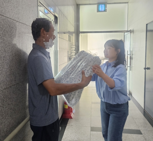 계양구, 고난도사례관리대상자에 폭염 대비 냉방용품 지원