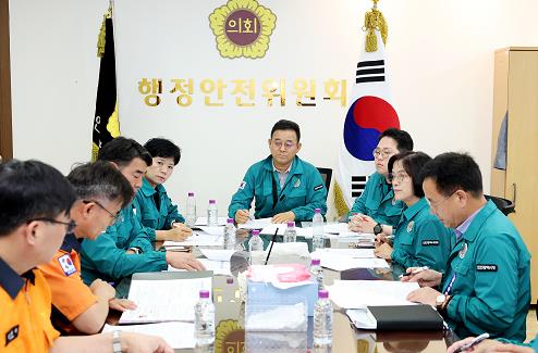 인천시의회 행안위, 서구 청라동 아파트 화재 관련 대책 논의
