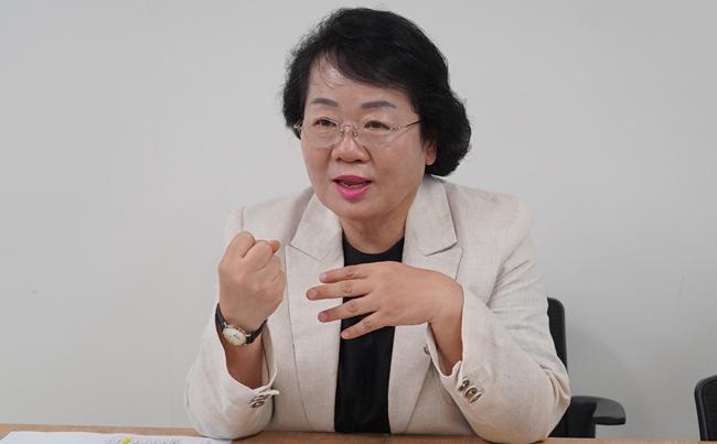 박은경 초대 인천시청년미래센터장