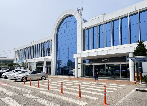 인천항 연안여객터미널 전경